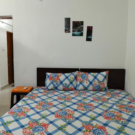 Sharda Homestay Ayodhya Kültér fotó